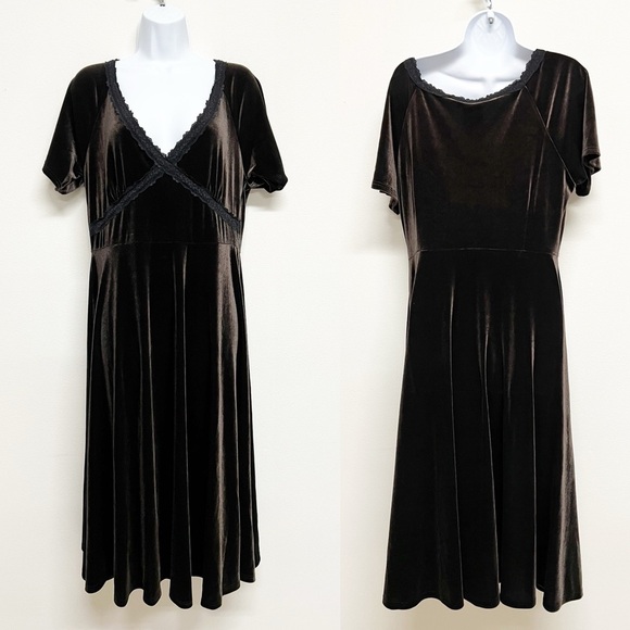 Killstar Dresses & Skirts - Killstar Womens Gothic Romantic Brown Velvet Lace V Neckline Midi Echelia Dress